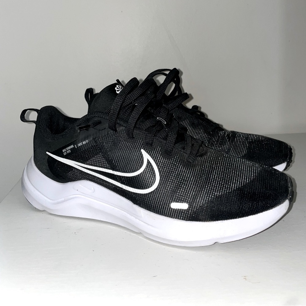 Nike Downshifter 12
Women's Road Running Shoes